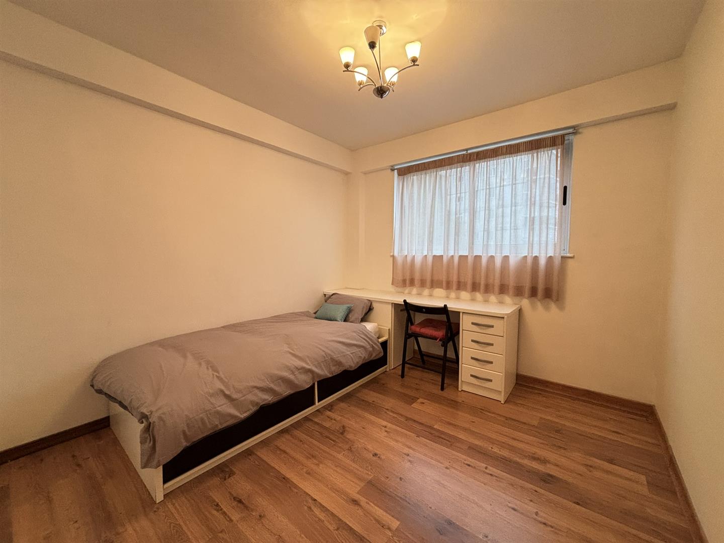 Image of Apartment - 2 Bedrooms - 1 Bathrooms for Sale in South District-Gibraltar, Image 12